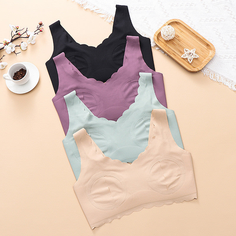 Silk Soft ™  Seamless Hands-Free Pumping Bra