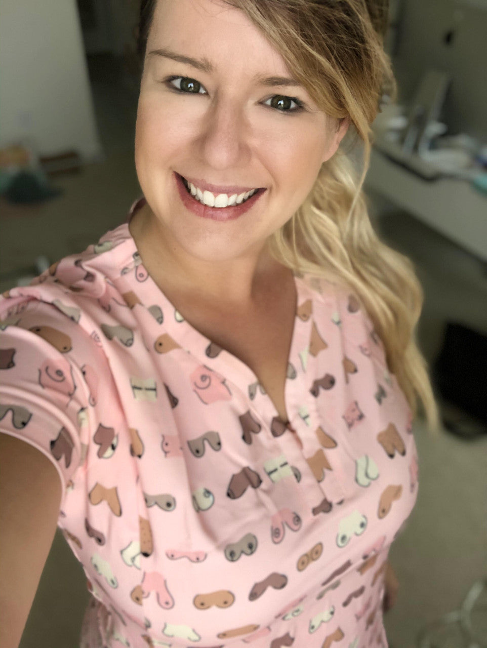 BoobScrub Boob Pattern Scrub Top